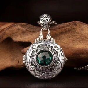 Hollow Fragrant Pill Ball Tang Vintage Necklace NEW Fashion Jewelry Women Beauty